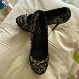 Aldo 5” platform heels, black lace overlay worn once, Excellent condition